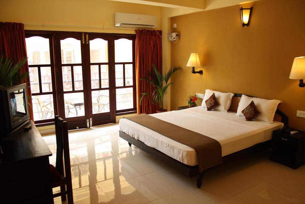 The Ocean Park Beach Resort Kovalam Pokoj fotografie